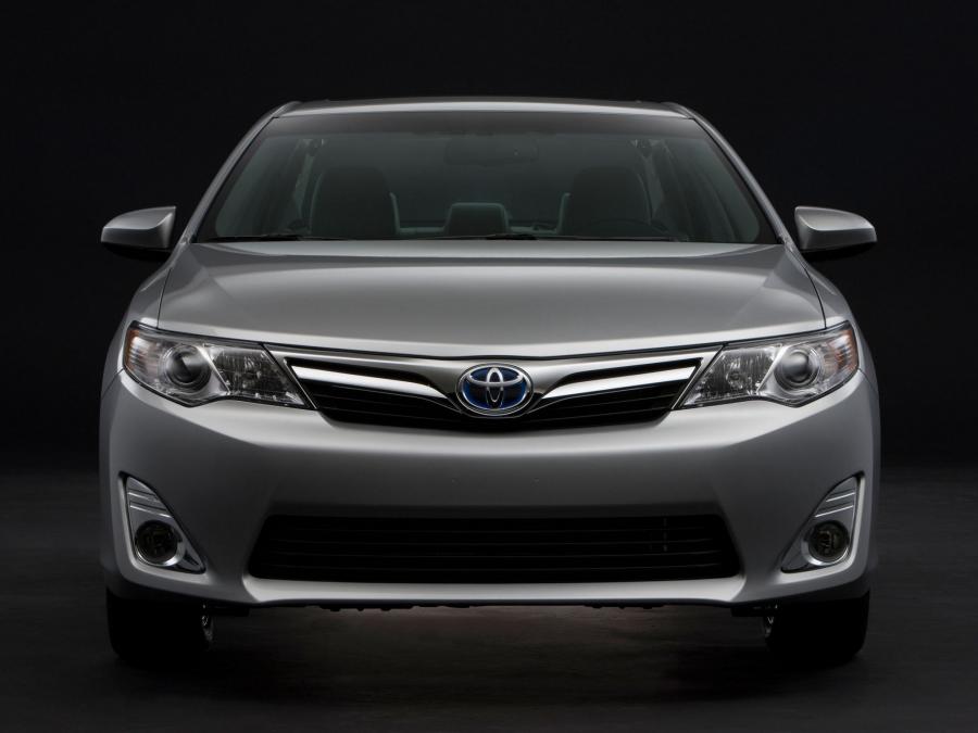  Toyota Camry Hybrid 2011 года  (US) (фото 5 из 24)